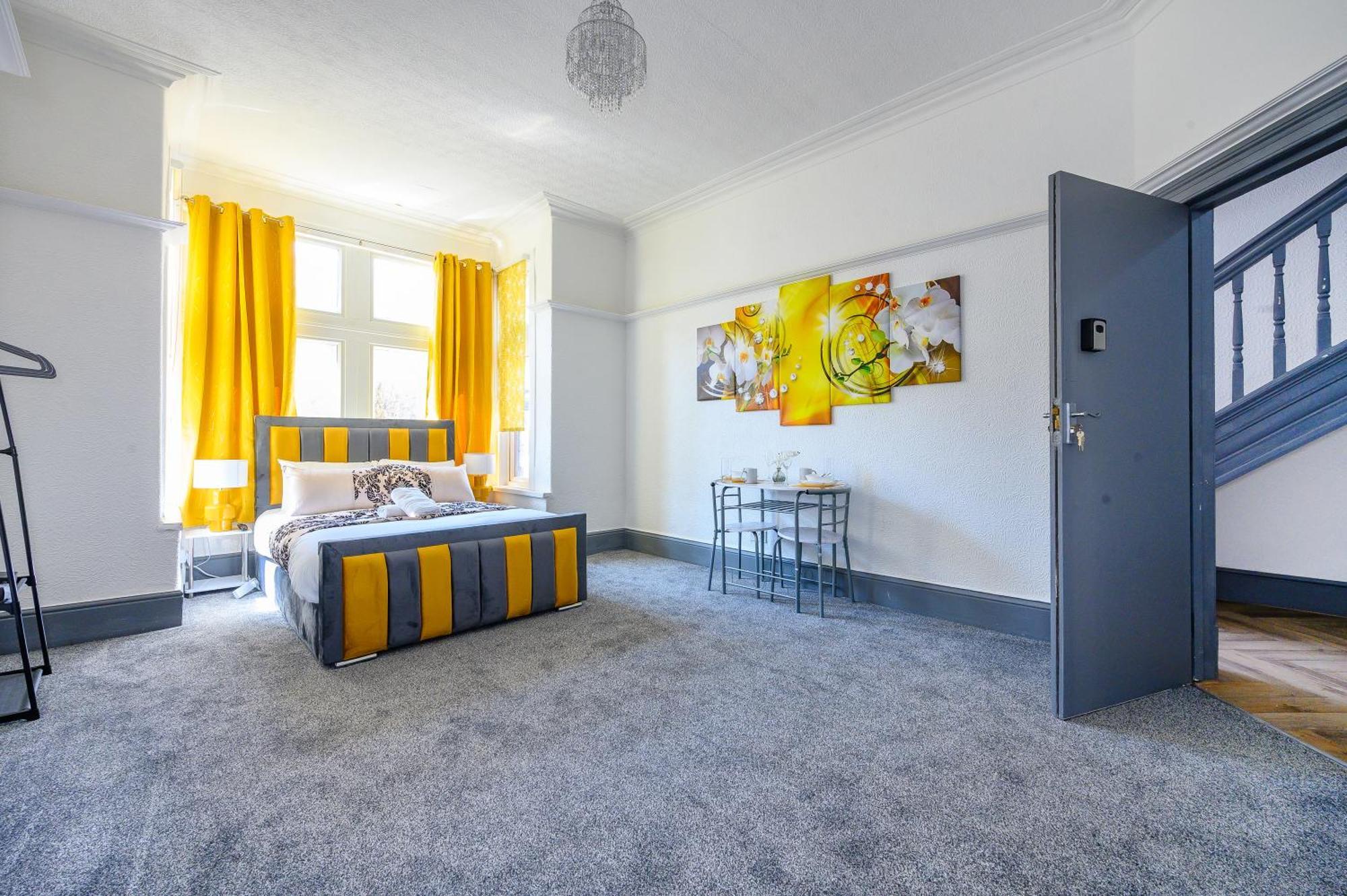 -Rf7H- For Your Relaxed & Cosy Free Parking Leeds  Luaran gambar